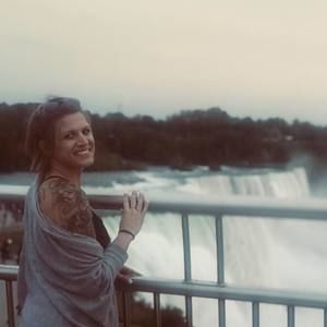 Meet your Posher, Rebecca